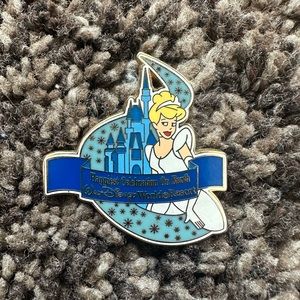 Disney Cinderella Happiest Celebration On Earth Walt Disney World Resort Pin